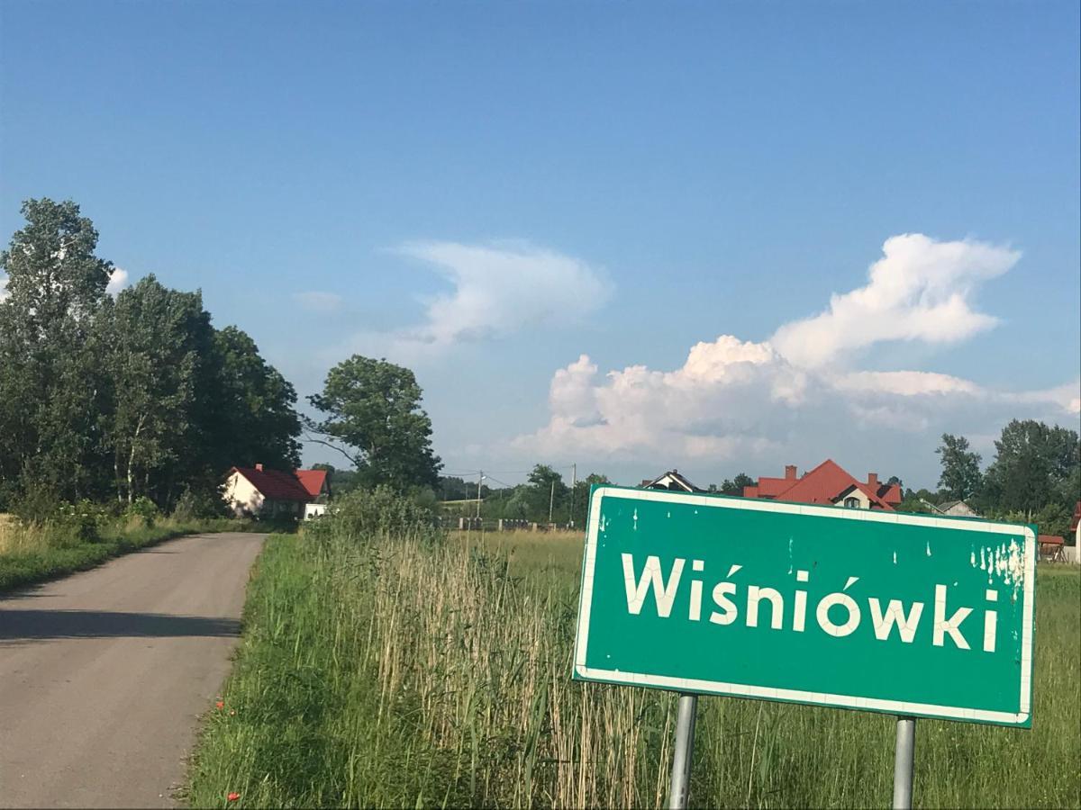 Wygodny Dom Na Ponidziu Z Basenem Villa Wislica Exterior foto